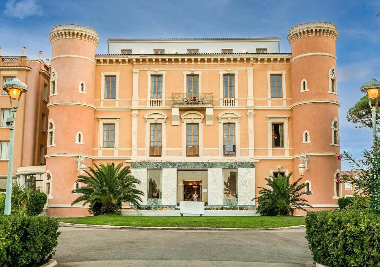 Hotel Langley Napoleon Bonaparte 3*