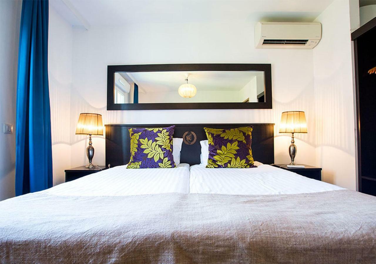 Hotel Langley Napoleon Bonaparte 3*